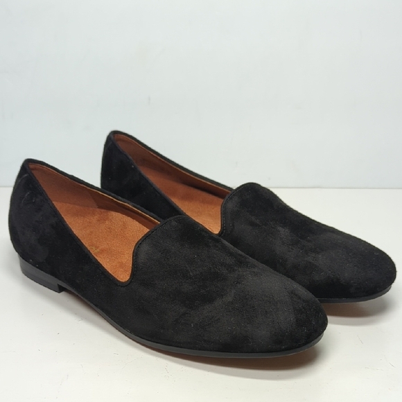 NWOT Vionic Villa black suede slip-on loafer women's size 6.5 EU 36.5 - Picture 1 of 14